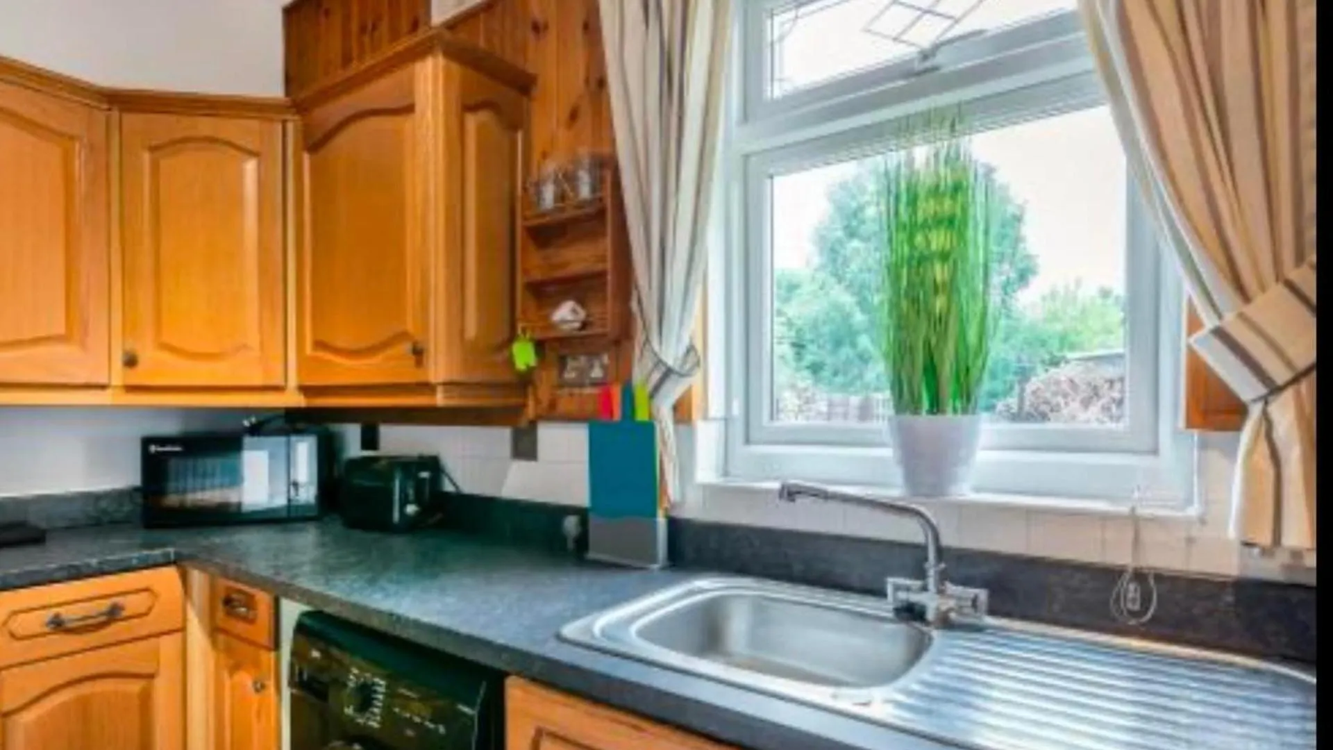 City Home 2Bed Wi-Fi Garage Parking Free Snacks Newcastle upon Tyne